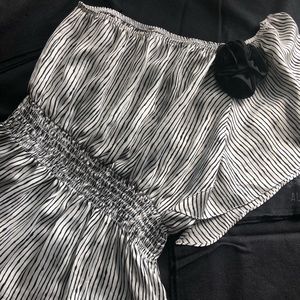 WANNABE One Shoulder Blouson Top w/ Rosettes